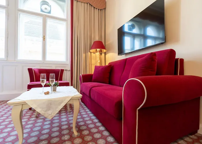 Aviano Boutique فندق